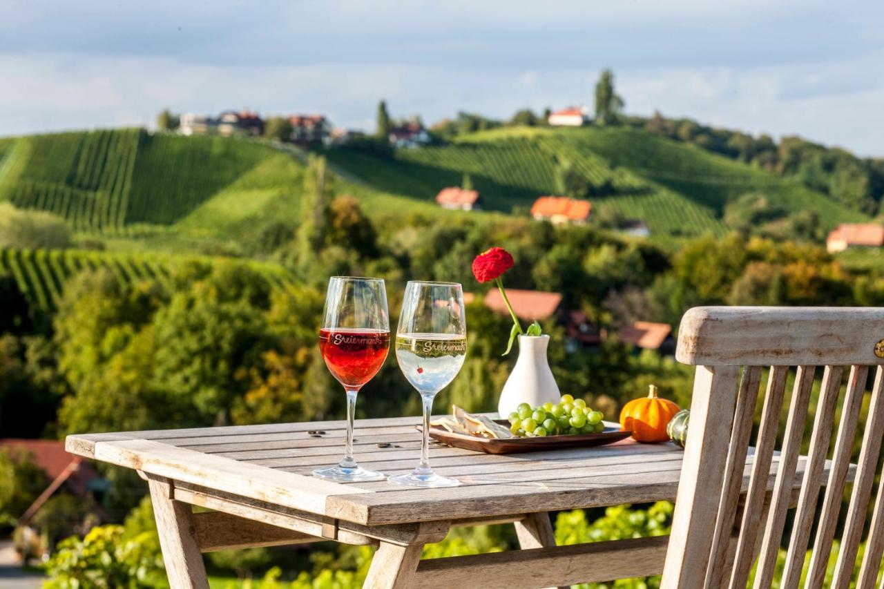 Steirerloft Apartman Sankt Peter am Ottersbach Kültér fotó