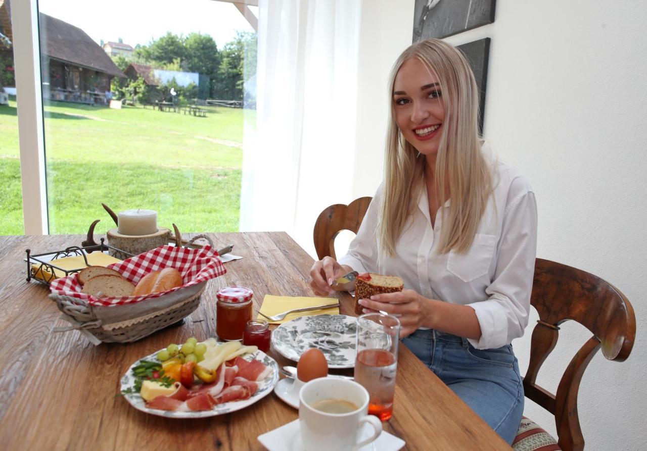 Steirerloft Apartman Sankt Peter am Ottersbach Kültér fotó
